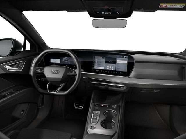 Audi Q4 S edition performance 82 kWh 286 PK · Glazen panoramadak · Trekhaak elek. wegklapbaar · Optiekpakket zwart