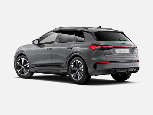Audi Q4 S edition performance 82 kWh 286 PK · Glazen panoramdak · Trekhaak elek. wegklapbaar · Optiekpakket zwart