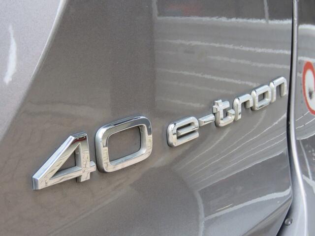 Audi Q4 40 LAUNCH EDITION ADV. 77kWh / Trekhaak / Head up / 20 inch / BOVAG garantie