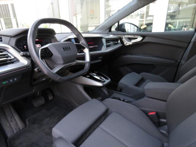 Audi Q4 40 ADVANCED EDITION 77kWh / soh 96% / Elec.klep / 19 Inch / Sportstoelen / Stoelverw. / BOVAG garantie