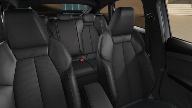 Audi Q4 Sportback e-tron 45 quattro S Edition 82 kWh panoramadak, achteruitrij camera, adaptive cruise control, optiek pakket zwart plus, privacy glass, lichtpakket, spiegelkappen zwart