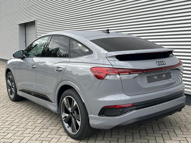 Audi Q4 Sportback e-tron S edition Competition e-tron 45 82 kWh 210 kW / 28 | Adaptieve Cruise Control | Stoelverwarming | Sfeerverlichting | Camera | Elektrische achterklep | Matrix Verlichting |