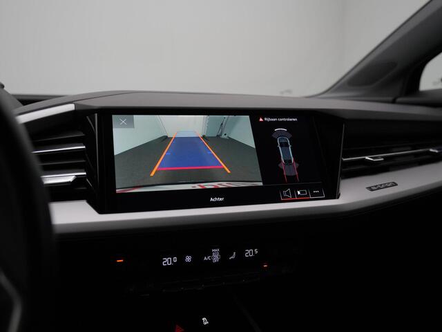 Audi Q4 Sportback e-tron 35 S-Line 55 kWh 170 pk | Matrix LED | Navigatie | Achteruitrijcamera | Stoelverwarming | Adaptive Cruise