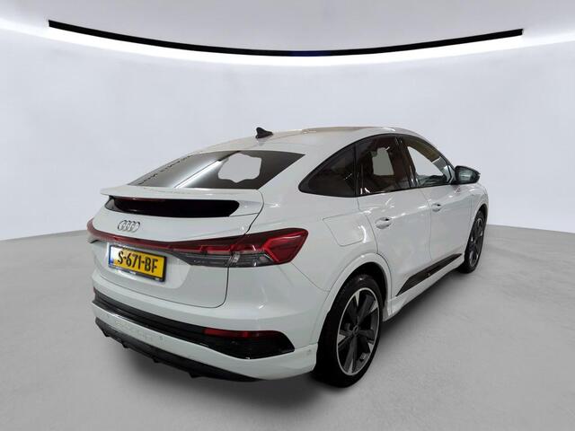 Audi Q4 Sportback e-tron 40 S edition 77 kWh Head up display / Adaptief demping systeem / Achteruitrij camera / 20'' LMV