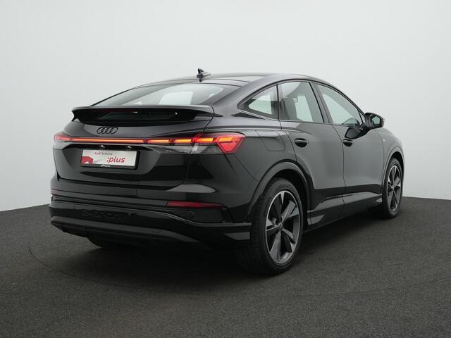 Audi Q4 Sportback e-tron 45 S Edition 82 kWh 286 pk / S-Line | Matrix LED | Achteruitrijcamera | Stoelverwarming | Adaptive Cruise | Navigatie