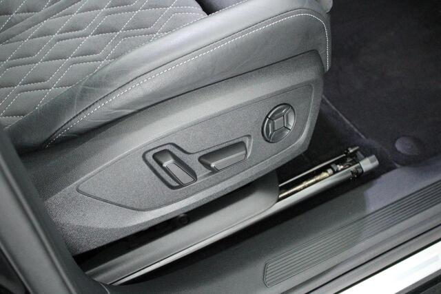 Audi Q4 Sportback e-tron 50 299pk quattro Launch ed. S Competition 77 kWh Trekhaak Camera Sonos HUD Memory Panoramadak Keyless Navigatie S-Line