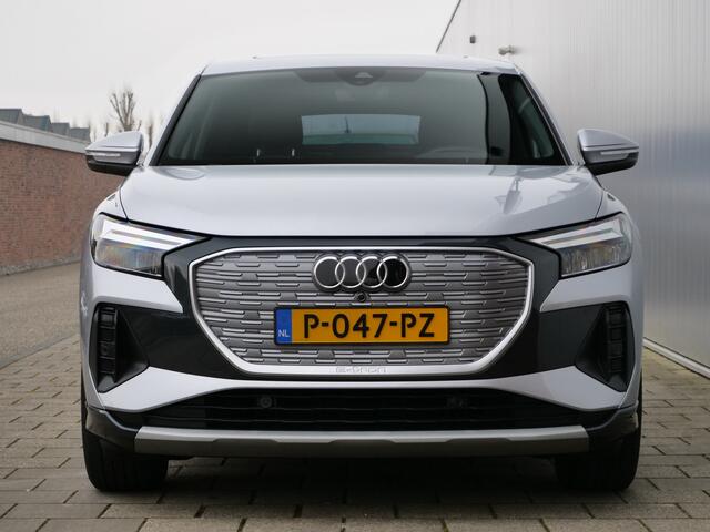 Audi Q4 Sportback e-tron 40 Launch edition S Competition 77 kWh Navigatie / Apple Carplay / Leer / DAB / Stoelverwarming / SOH 94,6%