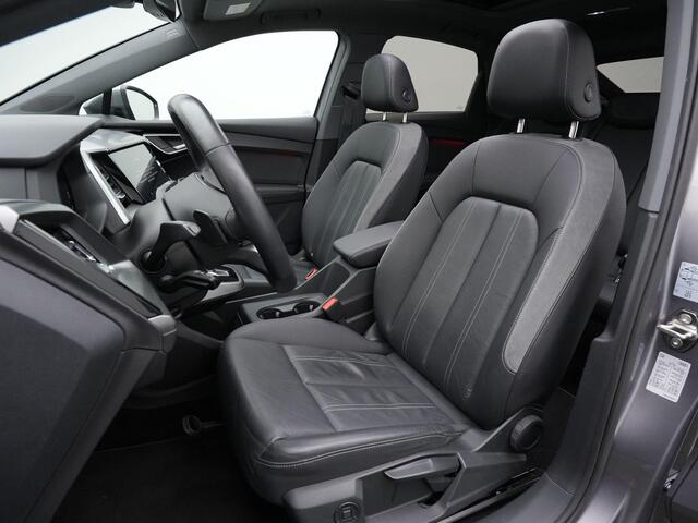 Audi Q4 Sportback e-tron 40 Launch edition 77 kWh 204 pk | Panoramadak | Leder | Achteruitrijcamera | Stoelverwarming