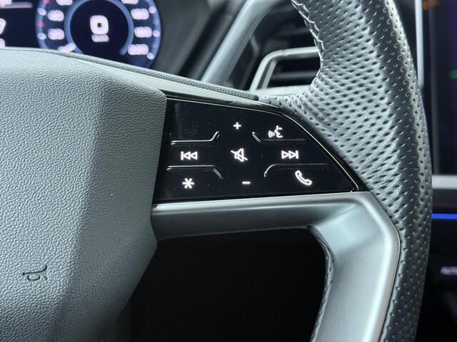 Audi Q4 Sportback e-tron 45 S Edition 82 kWh | 286 PK | SoH 96% | Adaptive cruise control | Matrix LED koplampen | 20" LM velgen | S line | Voorstoelen verwarmd |