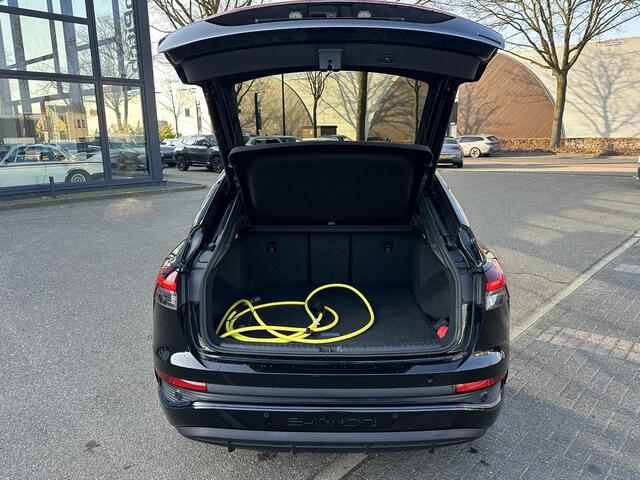 Audi Q4 Sportback e-tron 50 quattro S edition 77 kWh S-LINE BINNEN + BUITEN| SOH 93% | LEER |MATRIX LED| ADAPTIVE CRUISE CONTROL | ELEKTRISCHE ACHTERKLEP| CAMERA| 21 INCH!