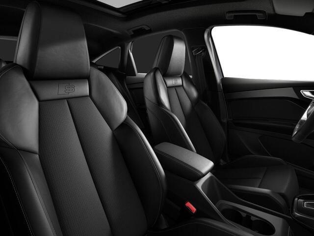 Audi Q4 Sportback e-tron 45 quattro S Edition 82 kWh | 286 PK | SoH 100% | Trekhaak | Panoramadak | 360 graden camera | Head-up display | S line | 21" LM velgen |