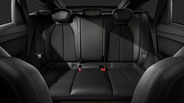 Audi Q4 Sportback e-tron 45 S Edition 82 kWh | 286 PK | SoH 100% | Matrix LED koplampen | 21" LM velgen | S line | Virtual pedal achterklep | Voorstoelen verwarmd |