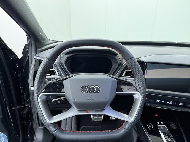 Audi Q4 Sportback e-tron 45 quattro S Edition 82 kWh | 286 PK | SoH 100% | Trekhaak | Panoramadak | Warmtepomp | Head-up display | S line | Fabrieksgarantie tot 02/2030 of 100.000km |