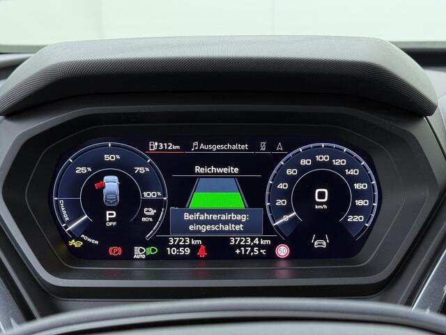 Audi Q4 Sportback e-tron 45 quattro S Edition 82 kWh | 286 PK | SoH 100% | Trekhaak | Panoramadak | Warmtepomp | Head-up display | S line | Fabrieksgarantie tot 02/2030 of 100.000km |