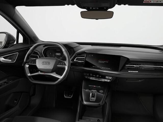 Audi Q4 Sportback e-tron 45 S edition Competition 82 kWh 286 pk | Assistentiepakket plus | Optiekpakket zwart plus | Ambient lichtpakket | Stoelverwarming voor |