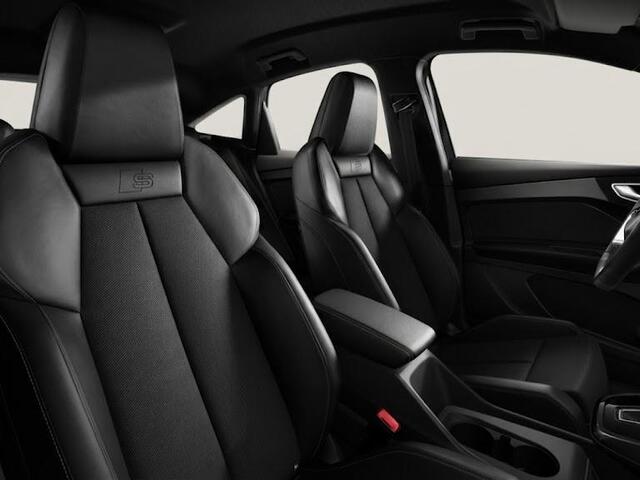 Audi Q4 Sportback e-tron 45 S edition Competition 82 kWh 286 pk | Assistentiepakket plus | Optiekpakket zwart plus | Ambient lichtpakket | Stoelverwarming voor |