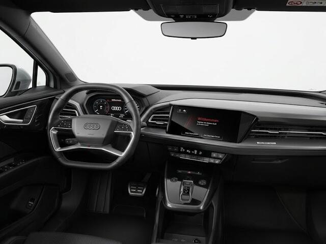 Audi Q4 Sportback e-tron 45 S edition Competition 82 kWh 286 pk | Assistentiepakket plus | Trekhaak | Ambient lichtpakket | Optiekpakket zwart plus |