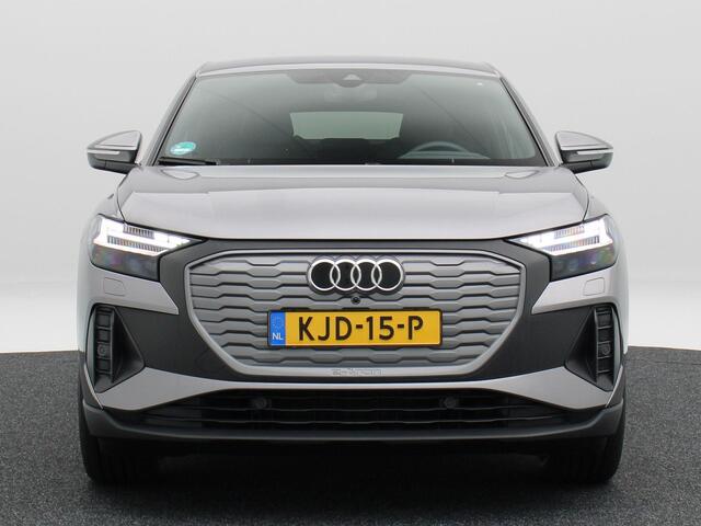 Audi Q4 Sportback e-tron 45 S Edition 82 kWh 286 Pk | Stoelverwarming | Trekhaak | Matrix LED | Adaptive Cruise | 20 Inch | 8.466 Km !!