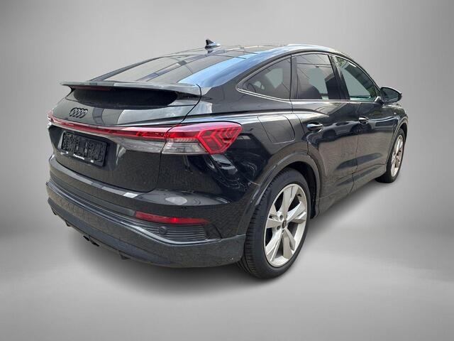 Audi Q4 Sportback e-tron 40 204pk S edition 77 kWh · SOH 97,1% · Apple/Android Car Play · Camera · Adaptive Cruise Control · 20'' · Navigatie · Head-up Display ·