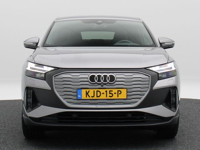 Audi Q4 Sportback e-tron 45 S Edition 82 kWh 286 Pk | Stoelverwarming | Trekhaak | Matrix LED | Adaptive Cruise | 20 Inch | 8.466 Km !!