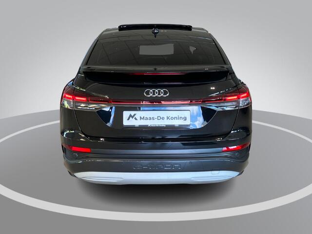 Audi Q4 Sportback e-tron 40 Advanced 204pk 82 kWh · Panoramadak · Trekhaak · Stoelverwarming · Apple/Android Car Play · Sportstoelen · Navigatie ·
