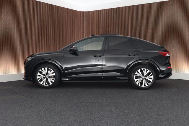 Audi Q4 Sportback e-tron 40 S edition 77 kWh Trekhaak Camera HUD Sonos Panoramadak Stoelverwarming Navigatie S-Line