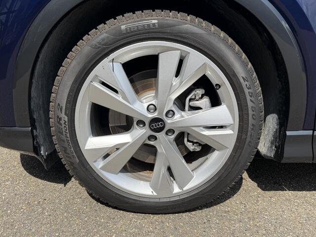 Audi Q4 Sportback e-tron 45 Edition 82 kWh VAN: 44.900,- VOOR: 41.877,- UW WKVOORDEEL: 3.023,-|S-LINE| 10.000KM! | STOELVERWARMING| ELEKTRISCHE ACHTERKLEP| ACHTERUITRIJCAMERA | MATRIX LED|