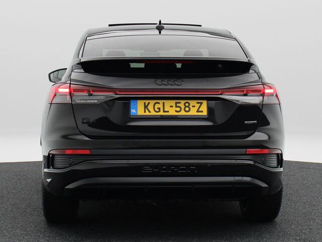 Audi Q4 Sportback e-tron 50 quattro S edition 77 kWh 299 Pk | Stoel/Stuurverwarming | Camera | Panoramadak | Sonos Audio | Warmtepomp | Head UP | Matrix LED | 21 Inch | 55.686 Km !!