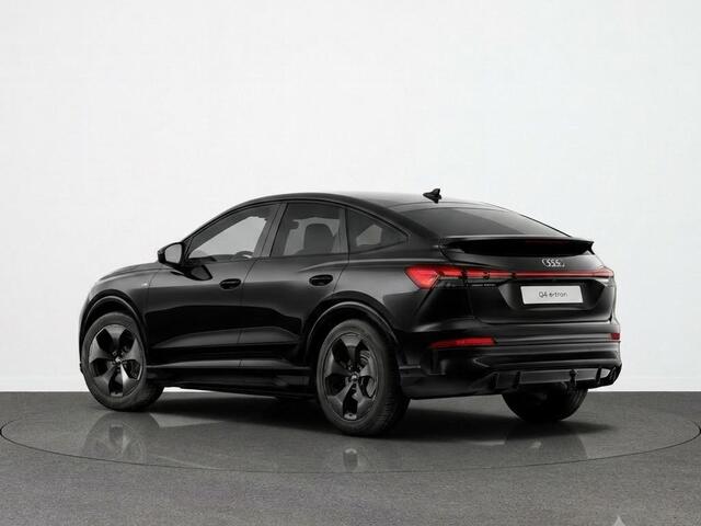 Audi Q4 Sportback e-tron S edition 82 kWh 286 pk | Techniekpakket plus | Glazen panoramadak | Optiekpakket zwart-glanzend | Trekhaak |