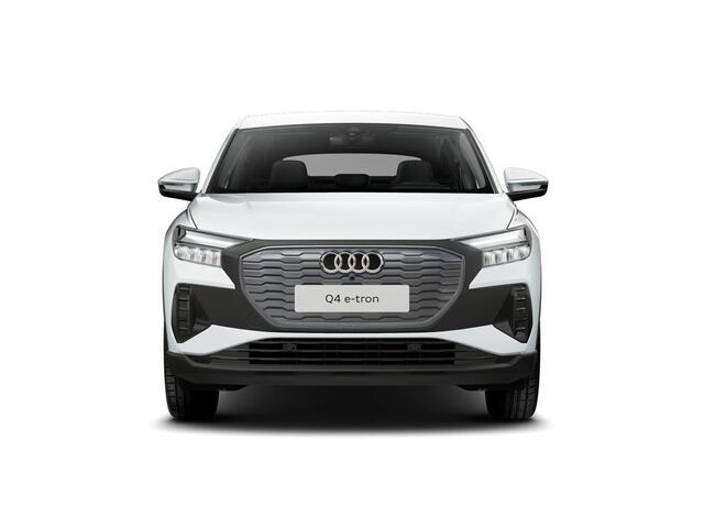 Audi Q4 Sportback e-tron 45 quattro Edition 77 kWh | 265 PK | Stoelverwarming | Apple Carplay/Android Auto | Cruise control | Climate control | 19" LM velgen |
