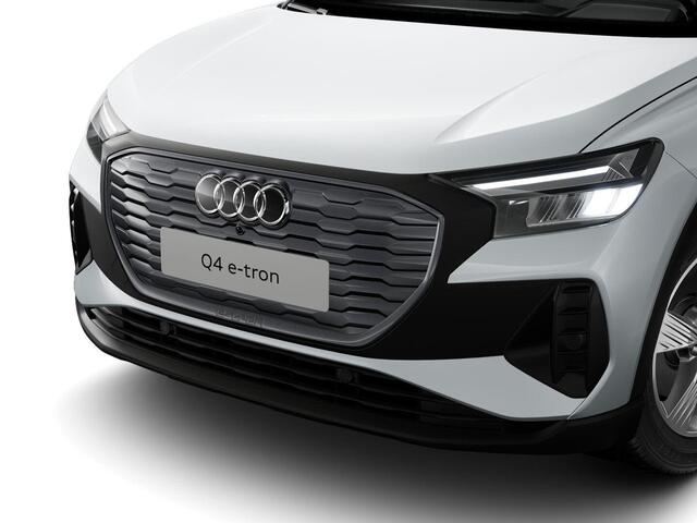 Audi Q4 Sportback e-tron 45 quattro Edition 77 kWh | 265 PK | Stoelverwarming | Apple Carplay/Android Auto | Cruise control | Climate control | 19" LM velgen |