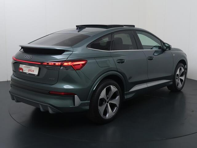 Audi Q4 Sportback e-tron S edition quattro performance 82 kWh | Panoramadak | Memory Stoelen | Sonos | Lederen Stoelen | | Head-Up Display | Matrix-Verlichting |
