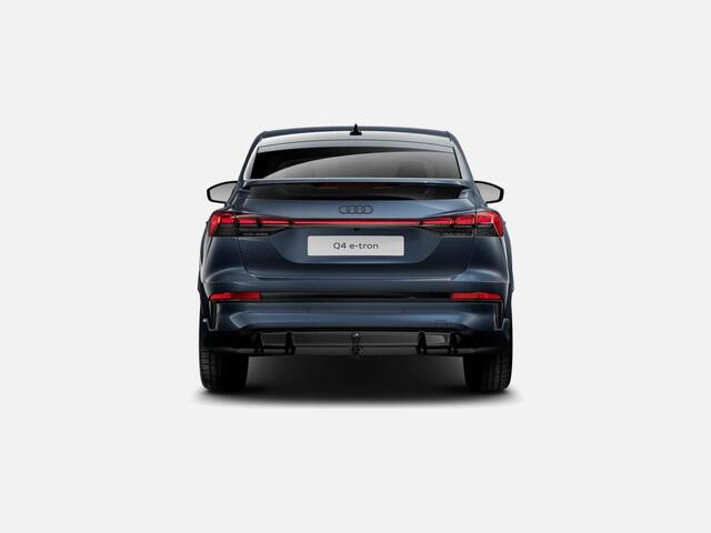 Audi Q4 Sportback S edition performance 286 PK · Trekhaak elek. wegklapbaar · Privacy glas · Lendensteunen