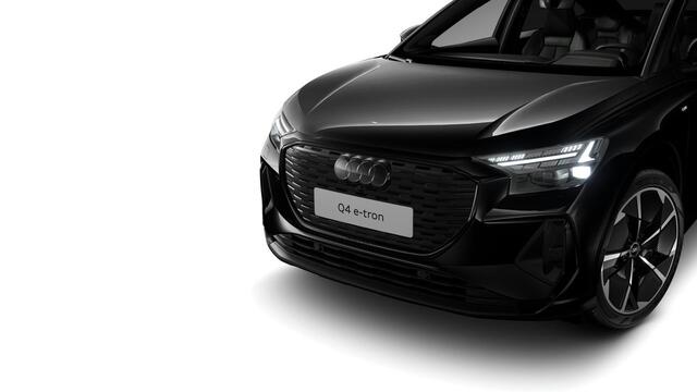 Audi Q4 Sportback e-tron 40 S edition 77 kWh Trekhaak - Panoramdak - Adaptieve Cruise Control - Comfortpakket - Assistentiepakket advanced - Dynamic pakket - Sportonderstel - Sportstoelen - Privacy glas -