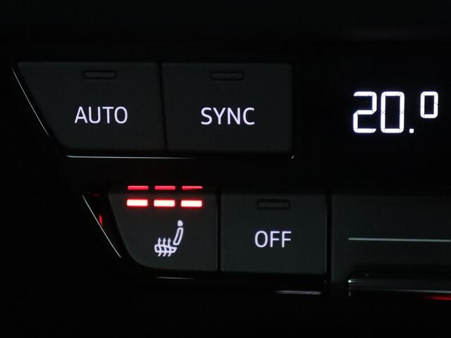 Audi Q4 Sportback e-tron 40 Advanced edition 77 kWh | SOH 93,3% | Leder | Adaptive cruise | Stoelverwarming | Trekhaak | Camera | Park assist | Climate control | Full LED