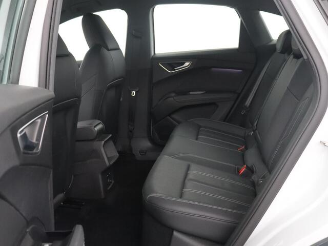 Audi Q4 Sportback e-tron 40 Advanced edition 77 kWh | SOH 93,3% | Leder | Adaptive cruise | Stoelverwarming | Trekhaak | Camera | Park assist | Climate control | Full LED
