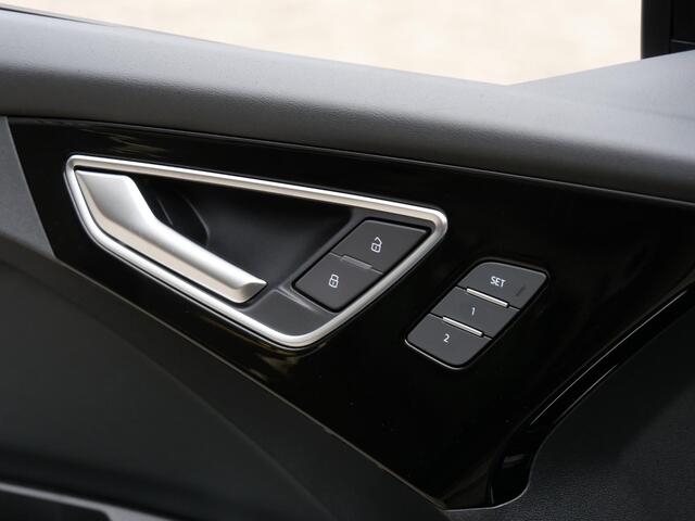 Audi Q4 Sportback E-TRON 40 S-EDITION/ ELEKT. STOELEN/ BLINDSPOT/ HEAD-UP/ SONOS AUDIO/ SOH 95%