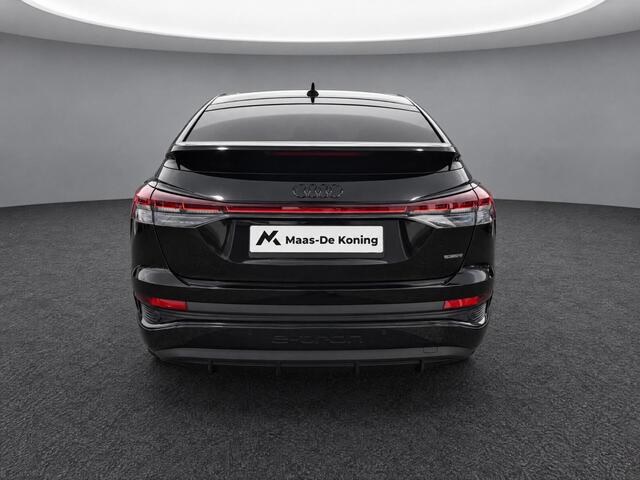 Audi Q4 Sportback e-tron 45 quattro 82 kWh / 285pk S Edition · SONOS · Trekhaak · Camera · Elektrische stoelverstelling · Stoelverwarming · Apple/Android Car Play · 20'' ·