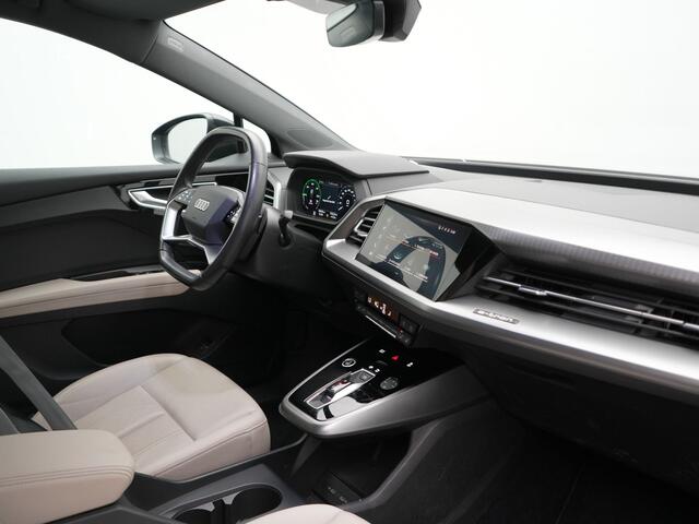 Audi Q4 Sportback e-tron 35 S Line 55 kWh 170pk Dealer O.H. | Panodak | Adaptive Cruise | Camera | Matrix LED | Lederen Comfortstoelen Verwarmd | Virtual Cockpit | Lane Assist | DAB | 21"L.M |