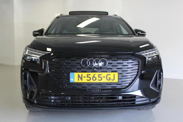 Audi Q4 e-tron 40 Launch edition S Competition 77 kWh | 380KM! | NL-AUTO | PANO | 20'LMV | NAVI | CARPLAY | WEGKL-TRHAAK | KEYLESS |