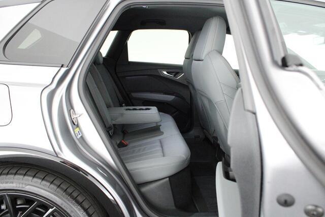 Audi Q4 e-tron 45 265pk quattro S Edition 77 kWh Trekhaak Leder Virtual Cockpit Carplay