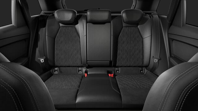 Audi Q4 e-tron 45 quattro S Edition 82 kWh | 286 PK | SoH 100% | Trekhaak | Matrix LED koplampen | Warmtepomp | 21" LM velgen | S line |