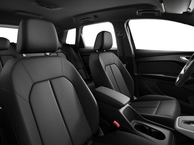 Audi Q4 e-tron 40 Edition 204 PK · Assistentiepakket plus