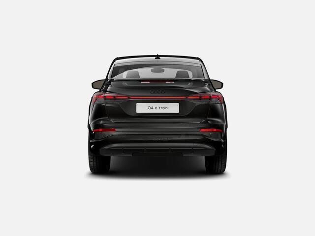 Audi Q4 e-tron 40 S Edition 204 PK · Assistentiepakket plus · Comfortpakket · Lichtpakket plus ambient light