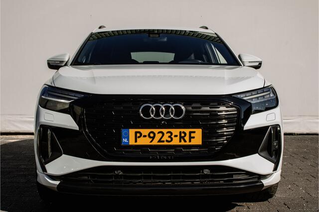 Audi Q4 e-tron 40 Launch edition S Competition 77 kWh Camera/ Carplay/ Navigatie/ 20" Lmv/ Sportstoelen/ Full led/ Stoelverwarming/ Adapt. cruise