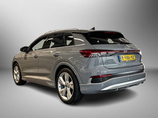 Audi Q4 e-tron 35 S edition 55 kWh 170PK Adaptive Cruise Control / S-Line / Stoel Verwarming