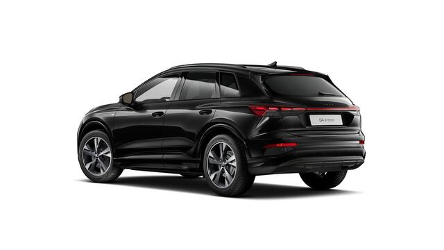Audi Q4 e-tron 40 S edition 63 kWh 204pk | Achteruitrijcamera | Comfortpakket | Assistentiepakket plus | Optiekpakket zwart plus | Privacy glas | Adaptive cruise control |