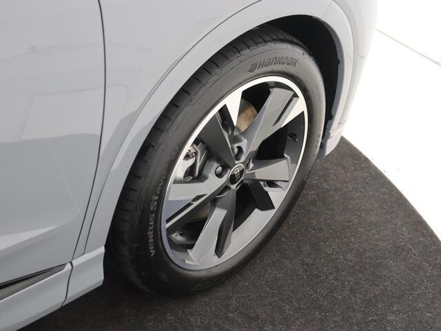 Audi Q4 e-tron S edition | Achterklep, automatisch bedienbaar | Achteruitrijcamera | Adaptive cruise control