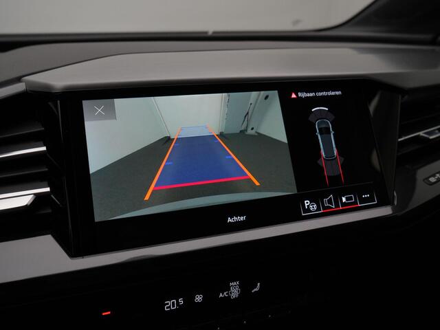 Audi Q4 e-tron 40 S edition 82 kWh 204 pk / S-Line | Achteruitrijcamera | Head-up display | Adaptive Cruise