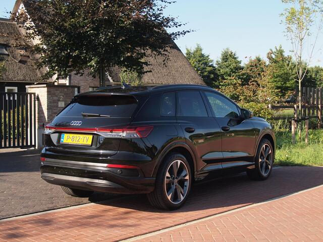 Audi Q4 e-tron 40 Advanced edition 77 kWh | Apple Carplay | Black Optic | Parkeersensoren | Navi |